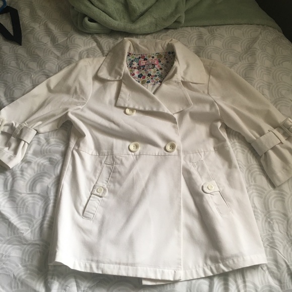 Koi by Kathy Peterson Jackets & Blazers - White scrub jacket